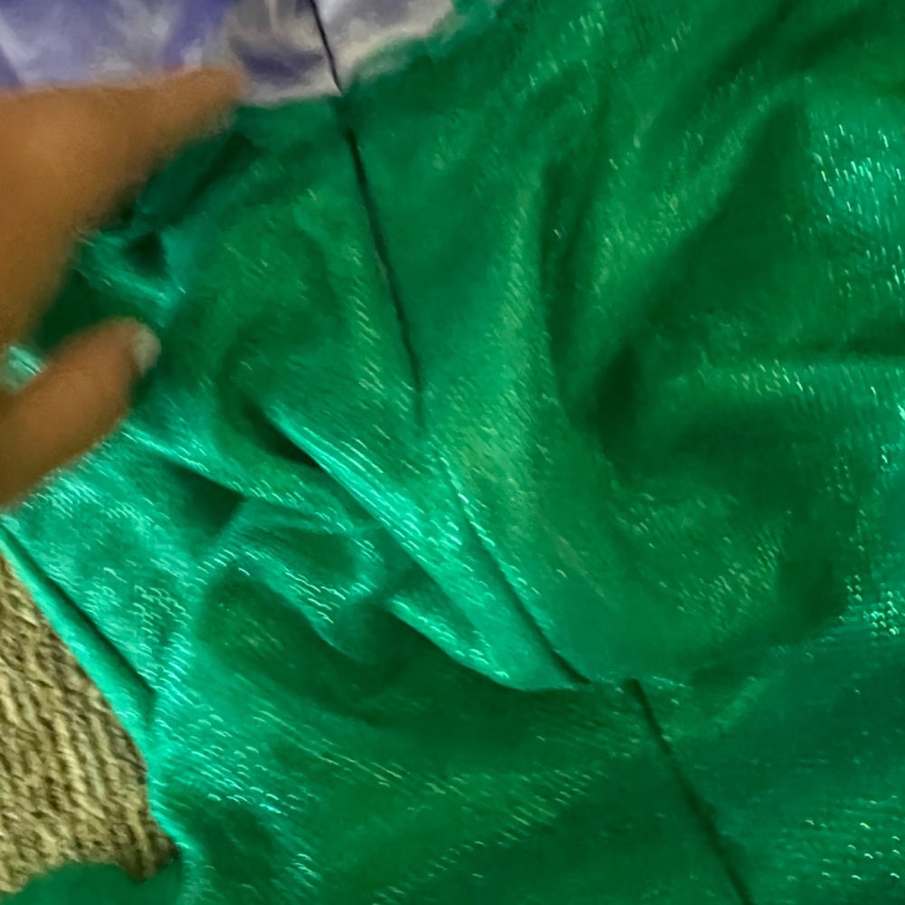Little Mermaid Dress/Costume Size - 6/7 - Picture 5 of 5